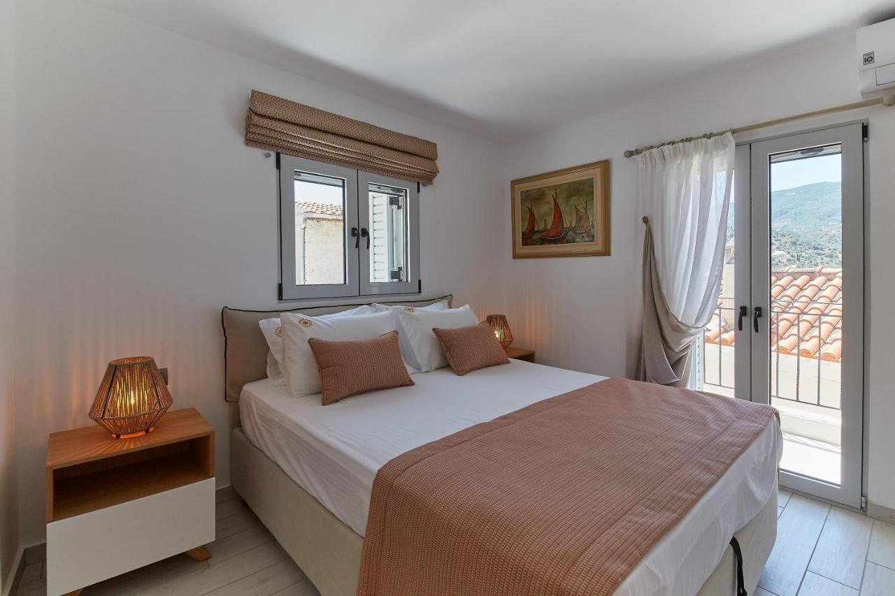 Euphoria House Villa Poros Town Eksteriør billede